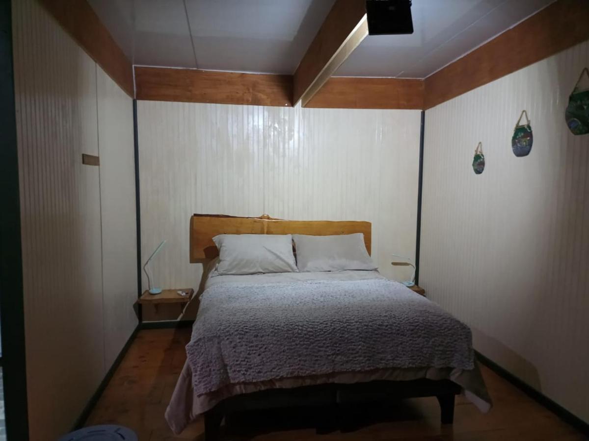 Hostal La Minga Chaitén Buitenkant foto